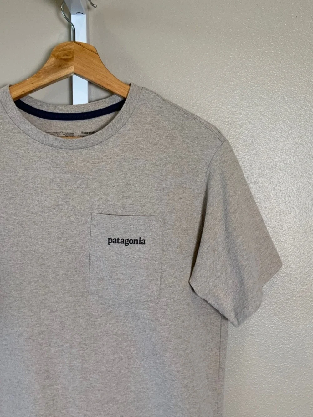 Patagonia Line Logo Ridge Pocket Responsibili Tee Short Sleeve T-Shirt